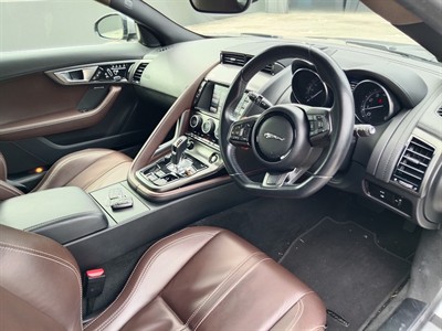 2015 Jaguar F-Type - Thumbnail