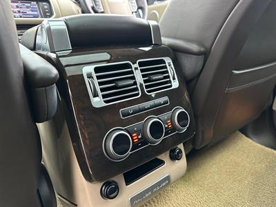 2013 Land Rover Range Rover Vogue - Thumbnail