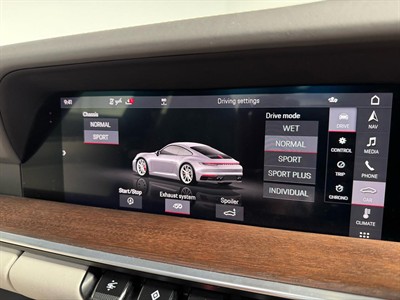 2019 Porsche 911 - Thumbnail
