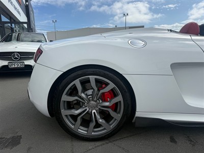2012 Audi R8 - Thumbnail