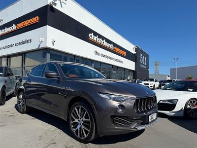 2017 Maserati Levante - Thumbnail
