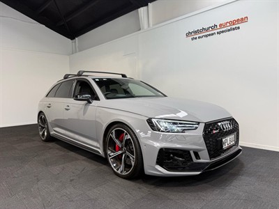 2019 Audi RS4 - Thumbnail