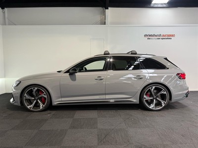 2019 Audi RS4 - Thumbnail