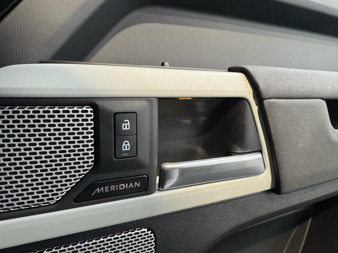 2023 Land Rover Defender