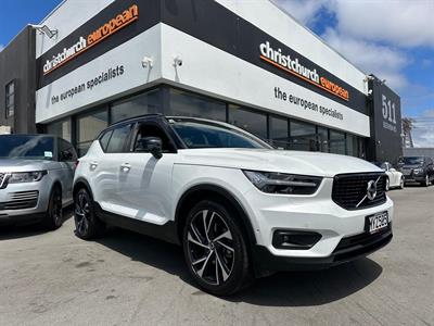 2020 Volvo XC40 - Thumbnail