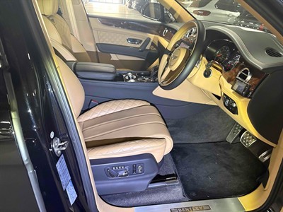 2017 Bentley Bentayga - Thumbnail