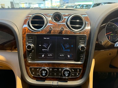 2017 Bentley Bentayga - Thumbnail