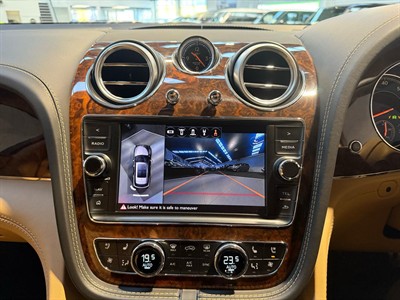 2017 Bentley Bentayga - Thumbnail