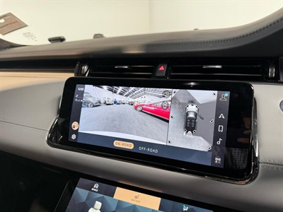 2023 Land Rover Range Rover - Thumbnail