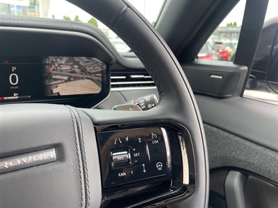 2023 Land Rover Range Rover Sport - Thumbnail