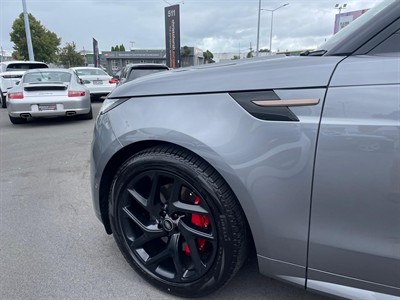 2023 Land Rover Range Rover Sport - Thumbnail